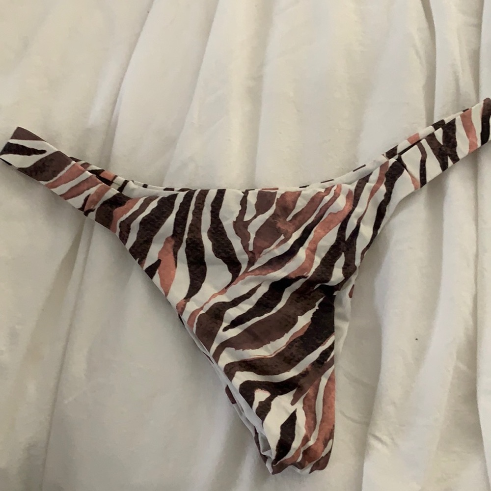Frankies bikinis bottom
